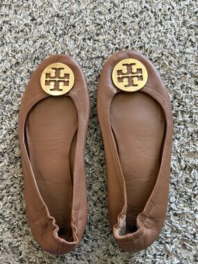 Tory Burch Tan Leather Reva Ballet Flats with Gold Logo